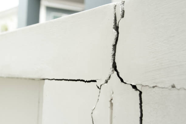 Comment réparer les fissures dans les murs
