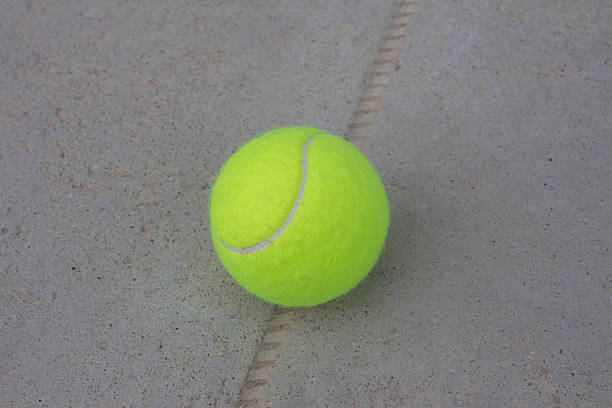 Pourquoi la construction d’un court de tennis en béton poreux à Cannes est-elle résistante aux intempéries ?