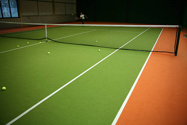 C’est quoi les précautions à prendre pour la construction d’un court de tennis en zone sismique à Nice ?