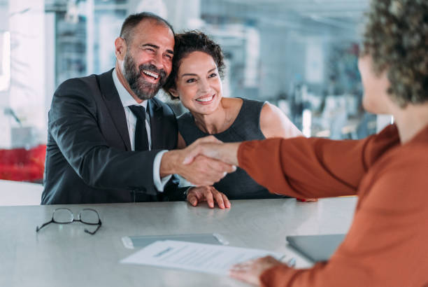 Peut-on faire les entretiens à distance dans une agence matrimoniale à Lyon quand on a peu de temps ?