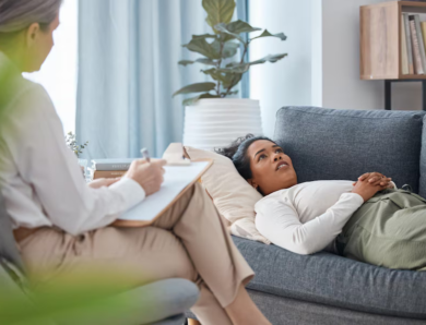 Peut-on suivre l’hypnose contre le stress à Lyon même si l’on n’a jamais fait d’hypnose auparavant ?