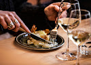 Quel restaurant bistronomique à Lyon 6 est adapté à une sortie entre amis ?