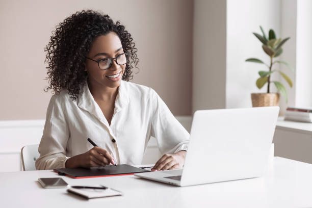 Comment une ergonomie web Paris optimise-t-elle 4 leviers clés de navigation ?