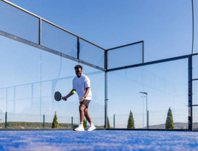 Quelles erreurs peuvent faire grimper inutilement le prix construction terrain de pickleball ?