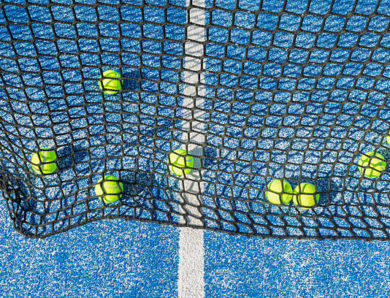Combien de temps dure une construction court de tennis à Nice ?