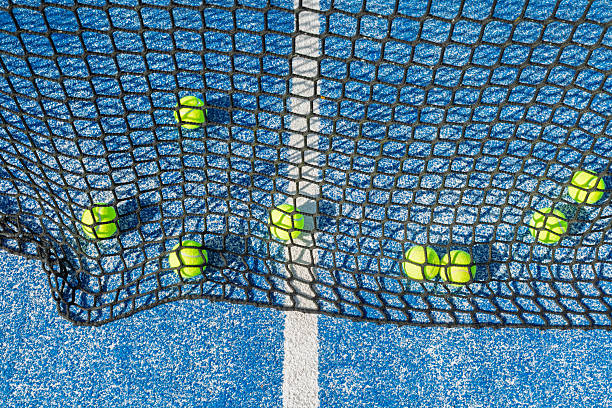 Combien de temps dure une construction court de tennis à Nice ?