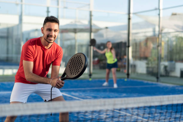 Comment comparer les devis de plusieurs entreprise construction terrain de padel ?