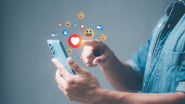 Comment une agence social media à Lyon définit-elle les réseaux sociaux les plus adaptés à mon activité ?