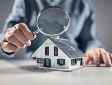 Une expertise immobilière à Serpaize peut-elle déterminer la valeur d&rsquo;une maison construite sur plusieurs parcelles cadastrales ?